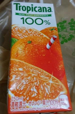 ケンタッキー「100%ジュースオレンジ」２